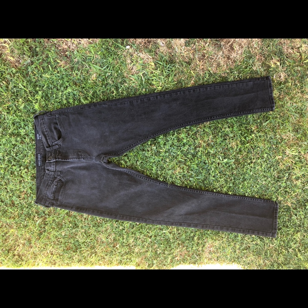 ⚠️Limited Time⚠️Slightly Faded Black Skinny Jeans